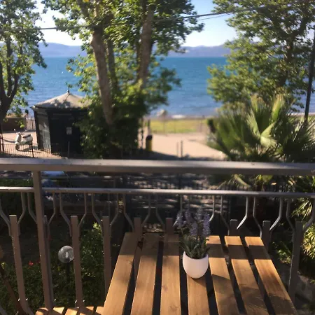 Guest house Window On The