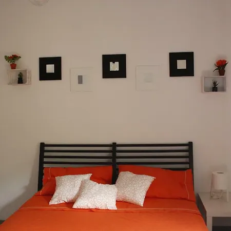 Window On The Pensjonat Anguillara Sabazia